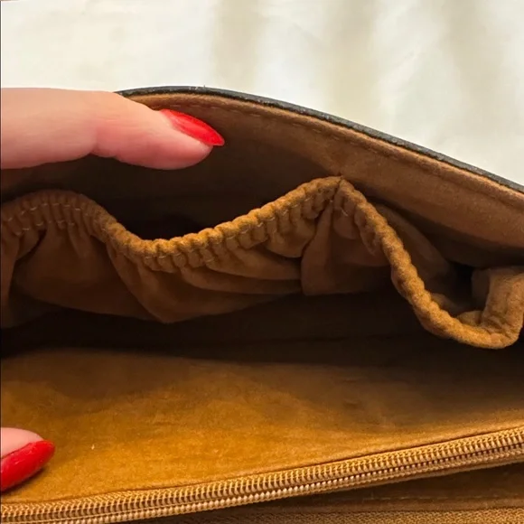 Like new! Patricia Nash Bella Leather Crossbody - Picture 13 of 15